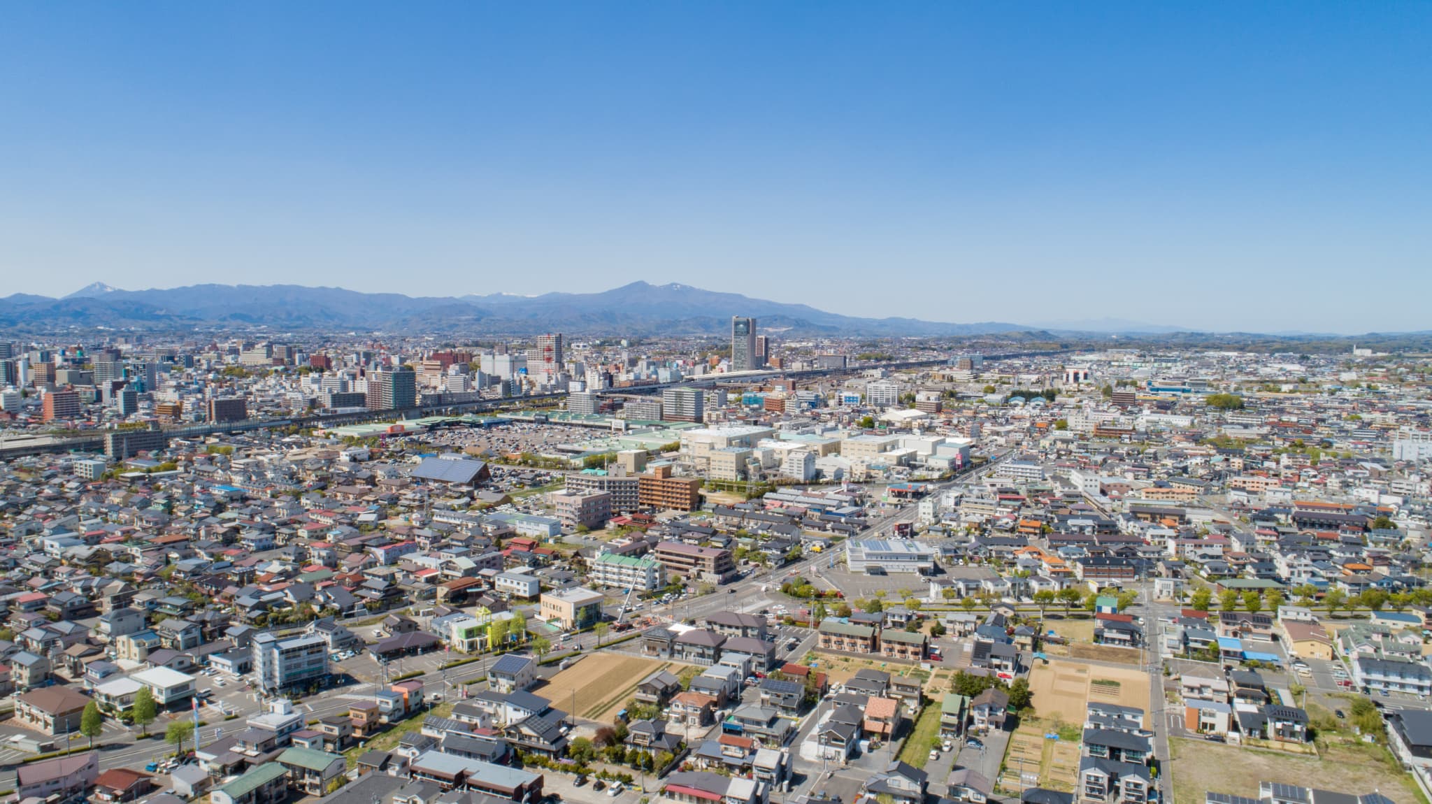 ［福島県］郡山市の街並みの空撮