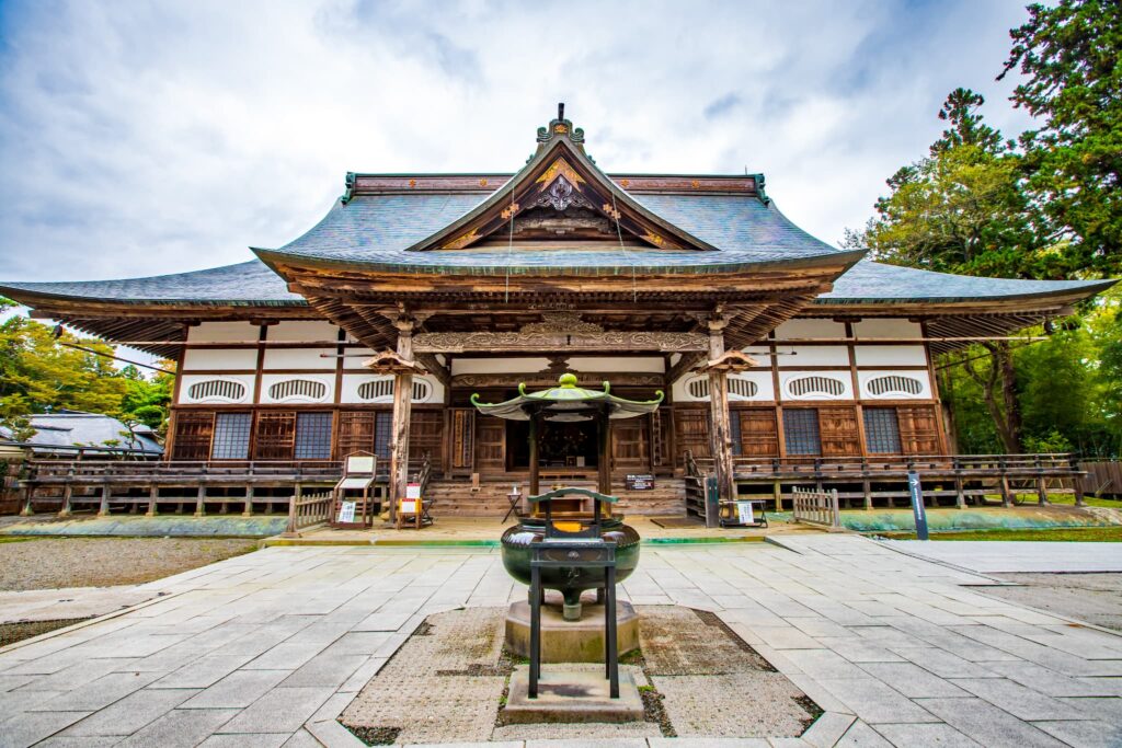 岩手県　中尊寺・本堂